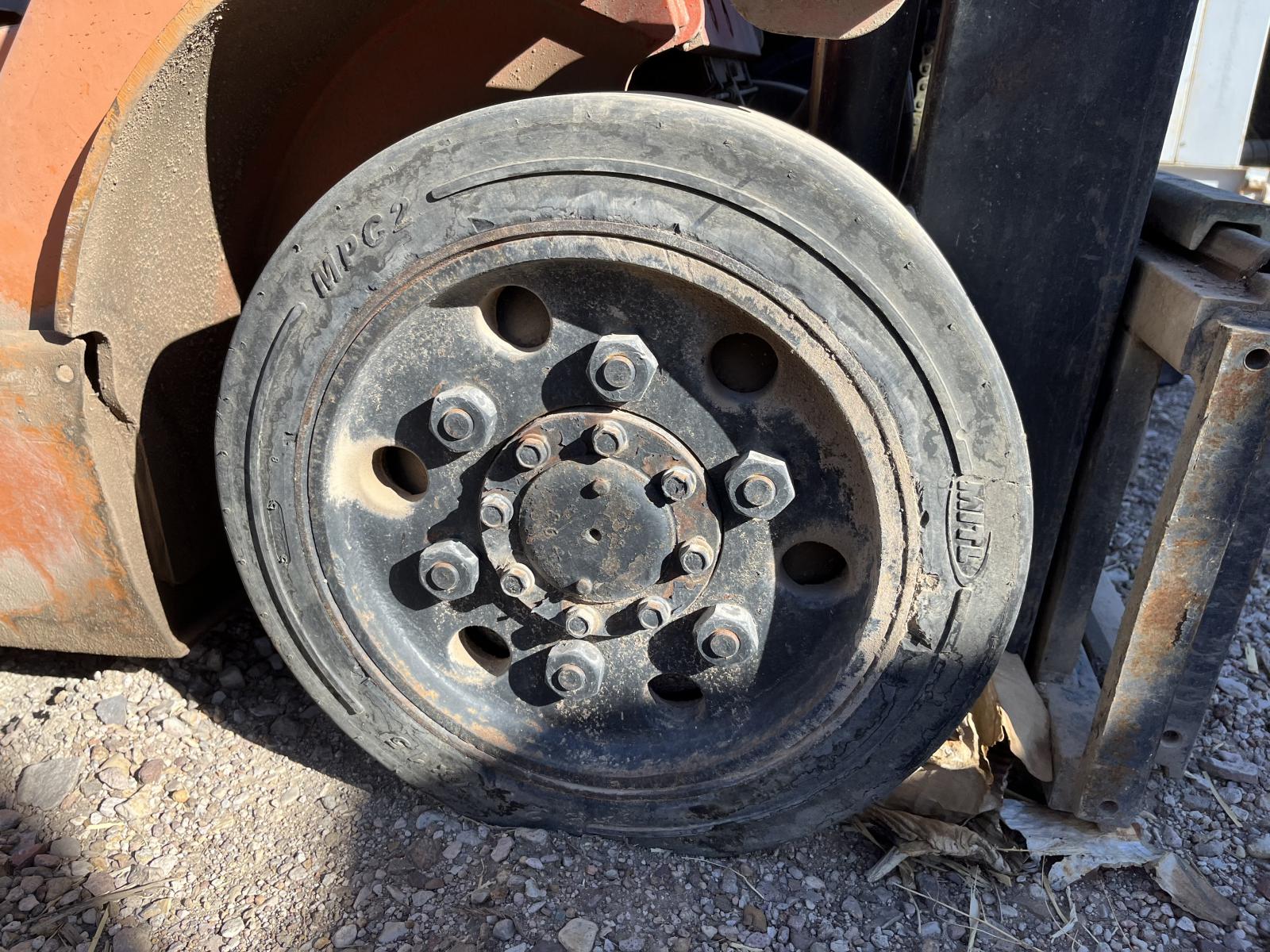 ./imagenes/INVOICE/2019/16494/TOYOTA 7FGCU25 (8).JPG